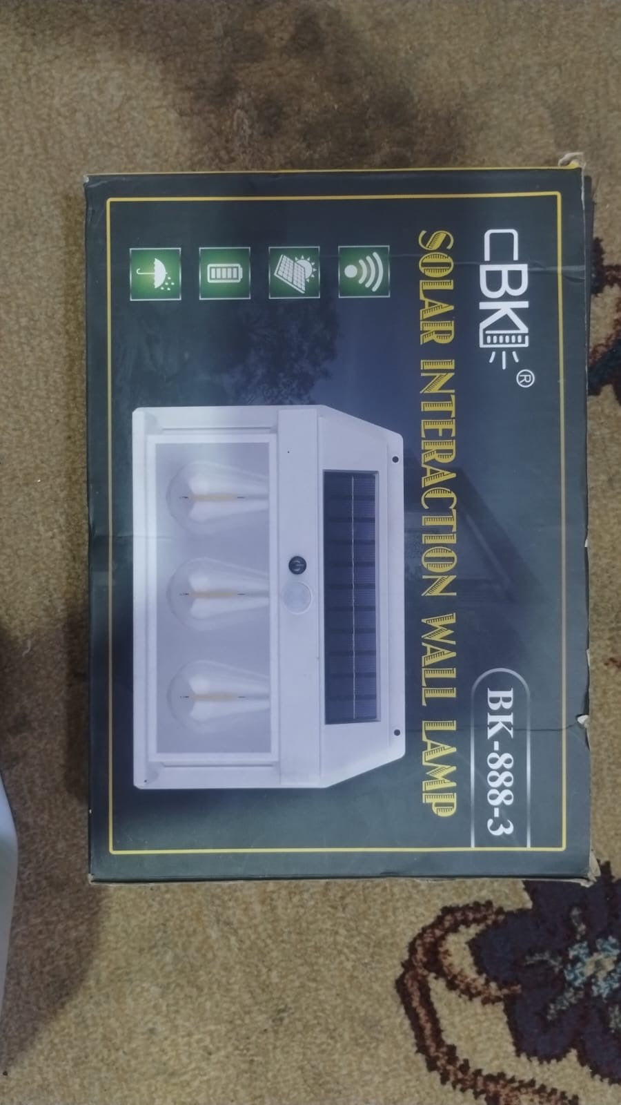 Solar Interaction Wall Lamp